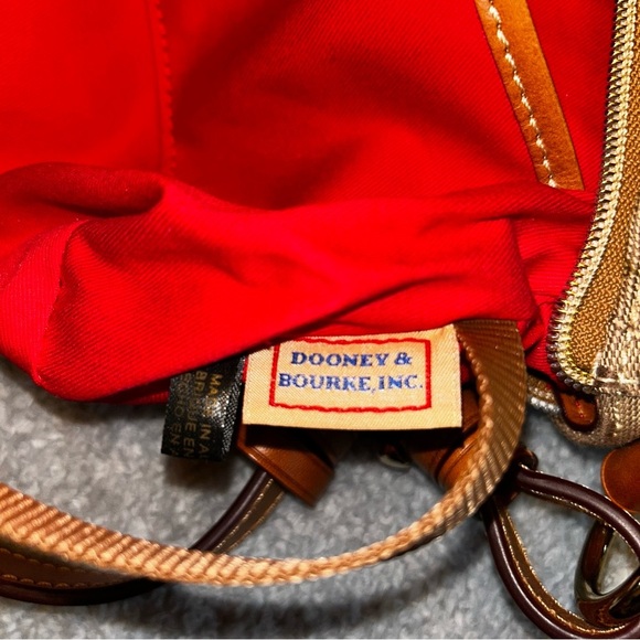 Dooney & Bourke Maxi Quilt Small Kiley Hobo - Picture 8 of 9